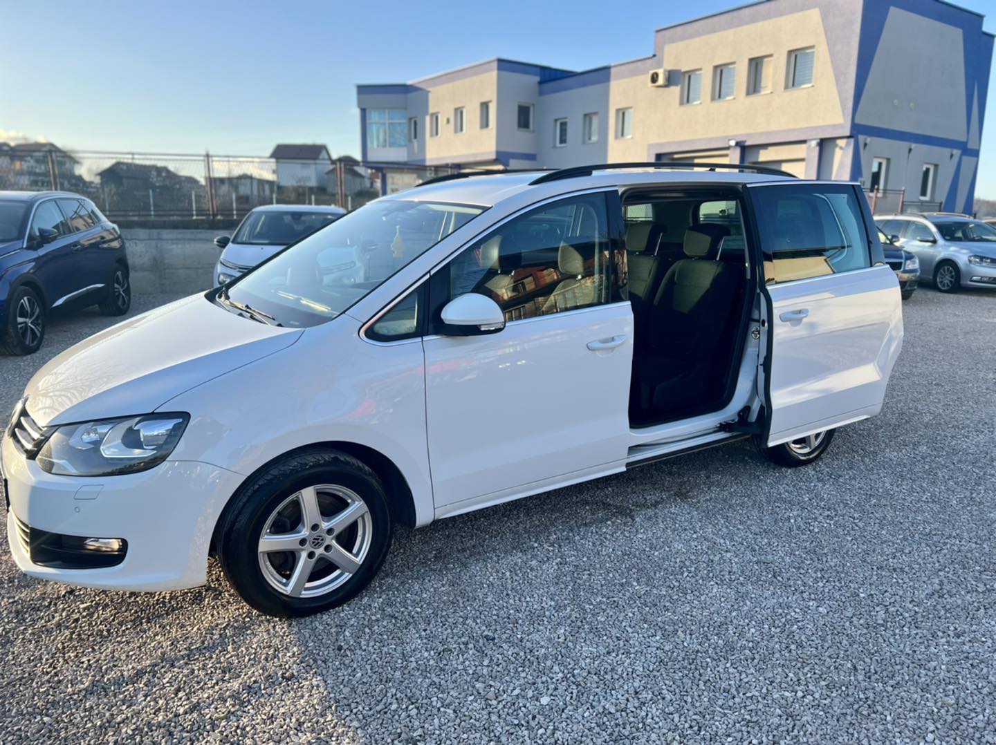 VW SHARAN 2.0 TDI 110KW LED