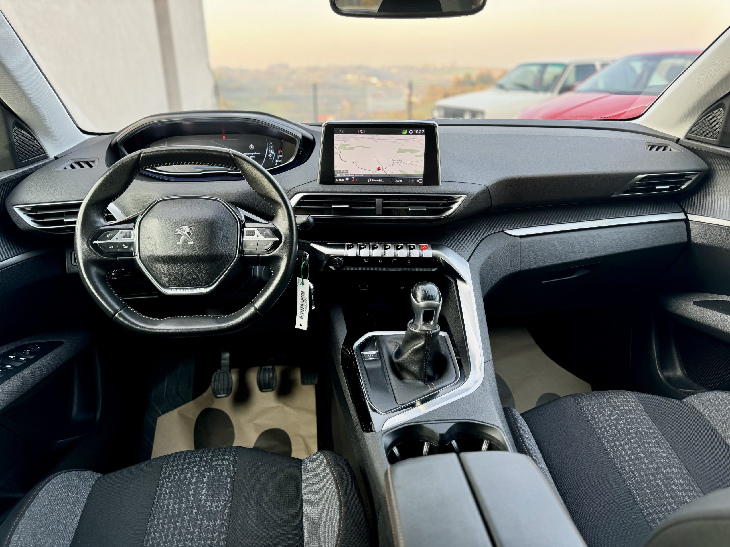 PEUGEOT 3008 1.5 HDI 96KW