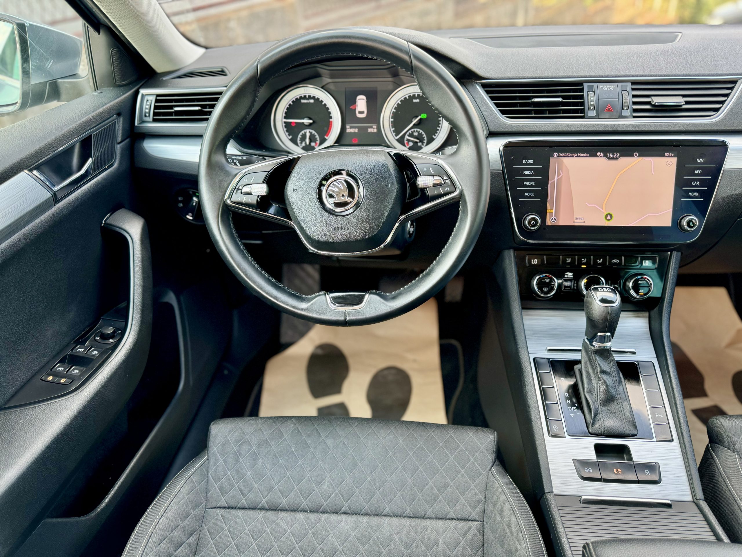 ŠKODA SUPERB 2.0 TDI 90KW DSG