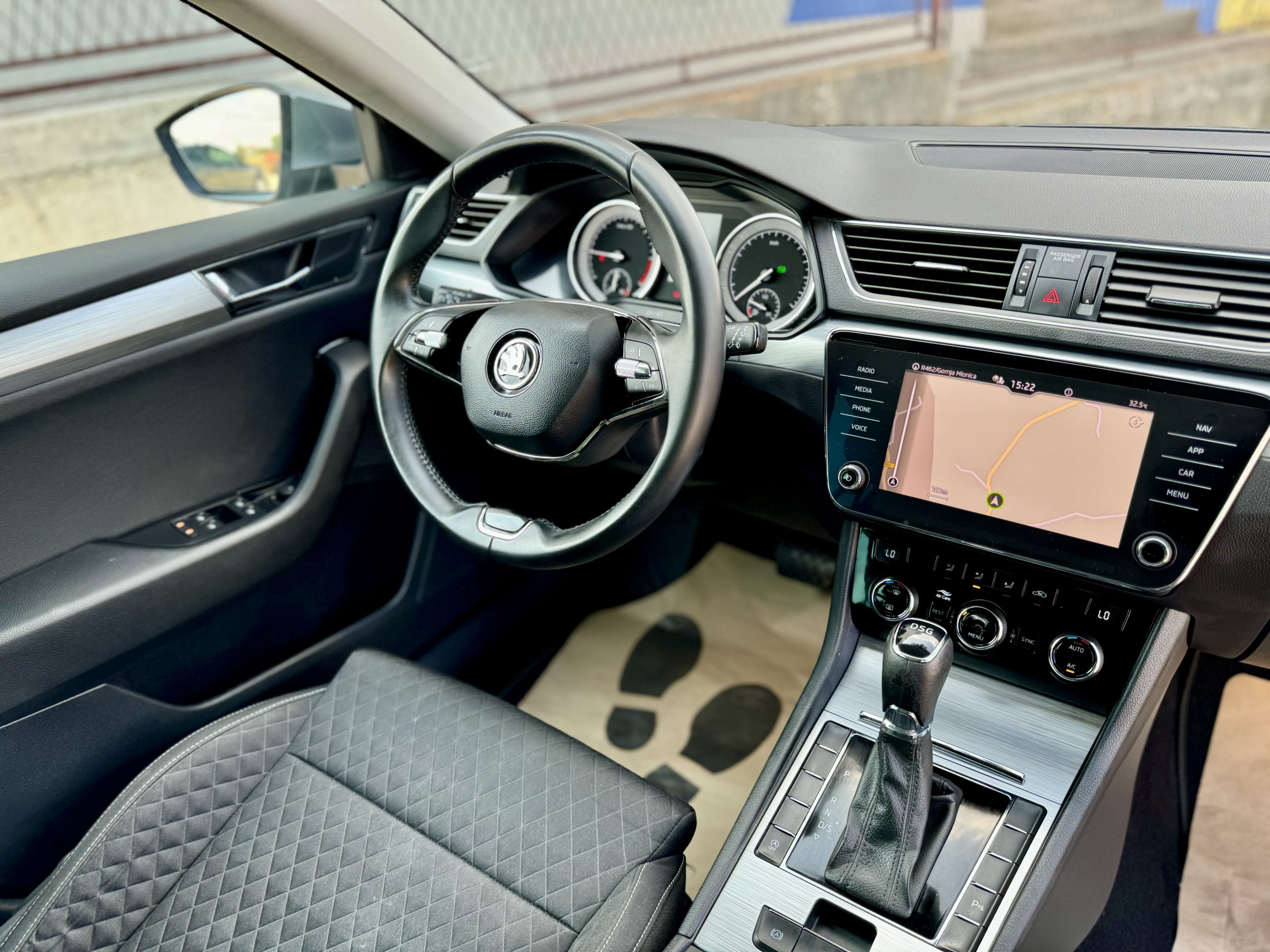 ŠKODA SUPERB 2.0 TDI 90KW DSG